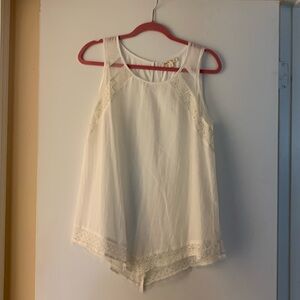 Tank tops 2 in bundle